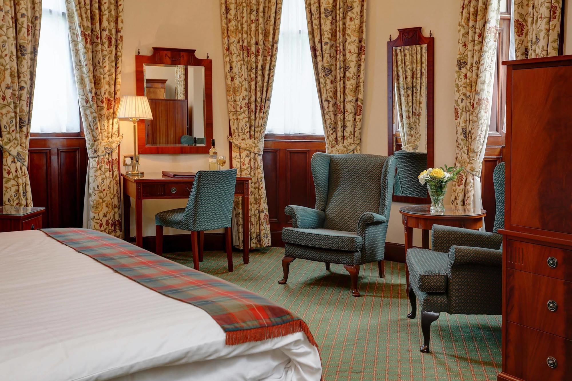 לנרק Best Western Cartland Bridge Hotel חדר תמונה